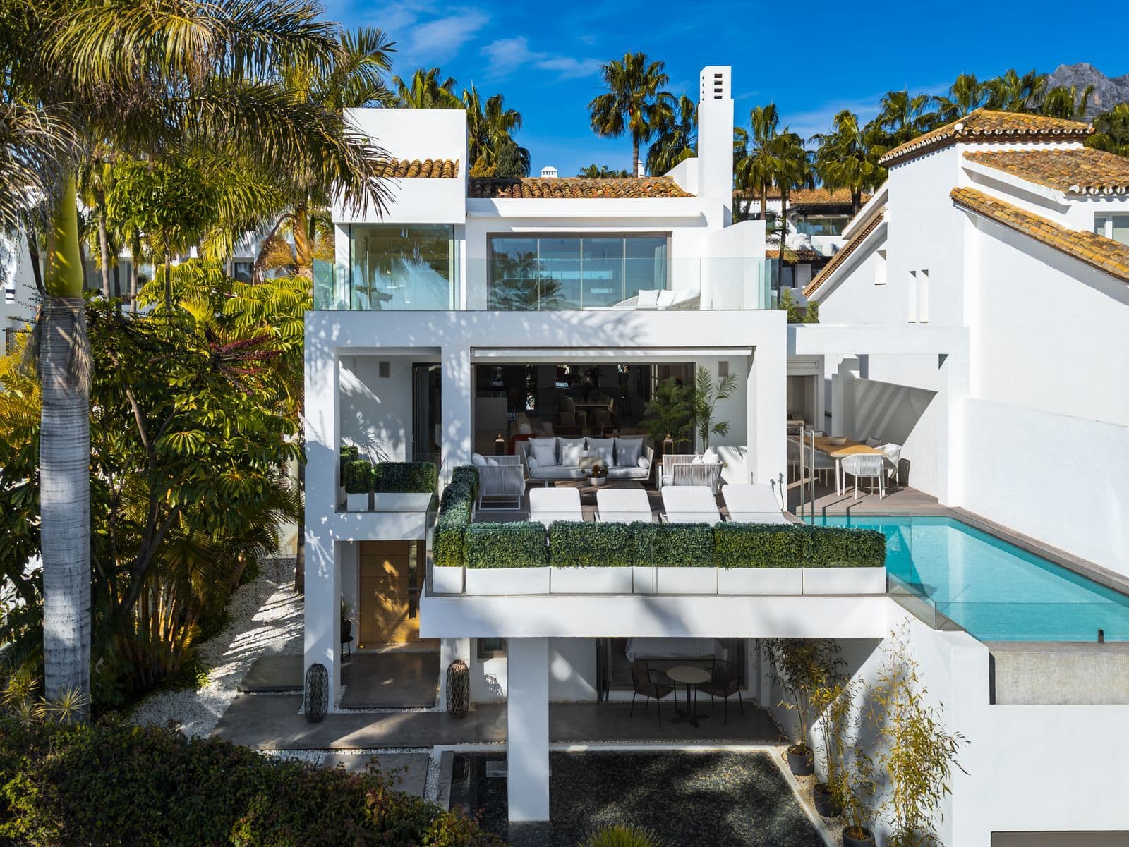 Villa renovation in Marbella — aerial view