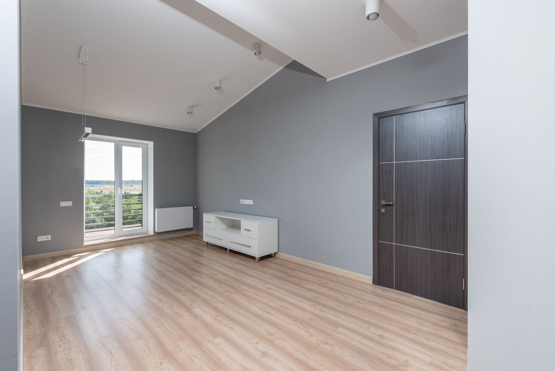 How to Manage a Renovation in Spain Remotely — Complete Guide for Non-Resident Owners 2026