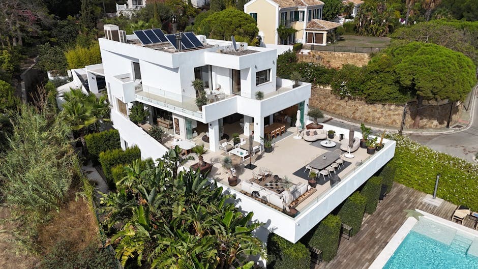 Las mejores zonas de lujo en Costa del Sol para reformar: guía por urbanizaciones