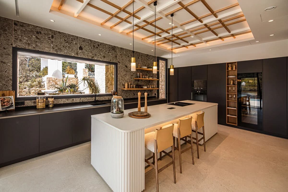 Renovations in Málaga 2025: prices, trends, and how to choose the best company (definitive guide)