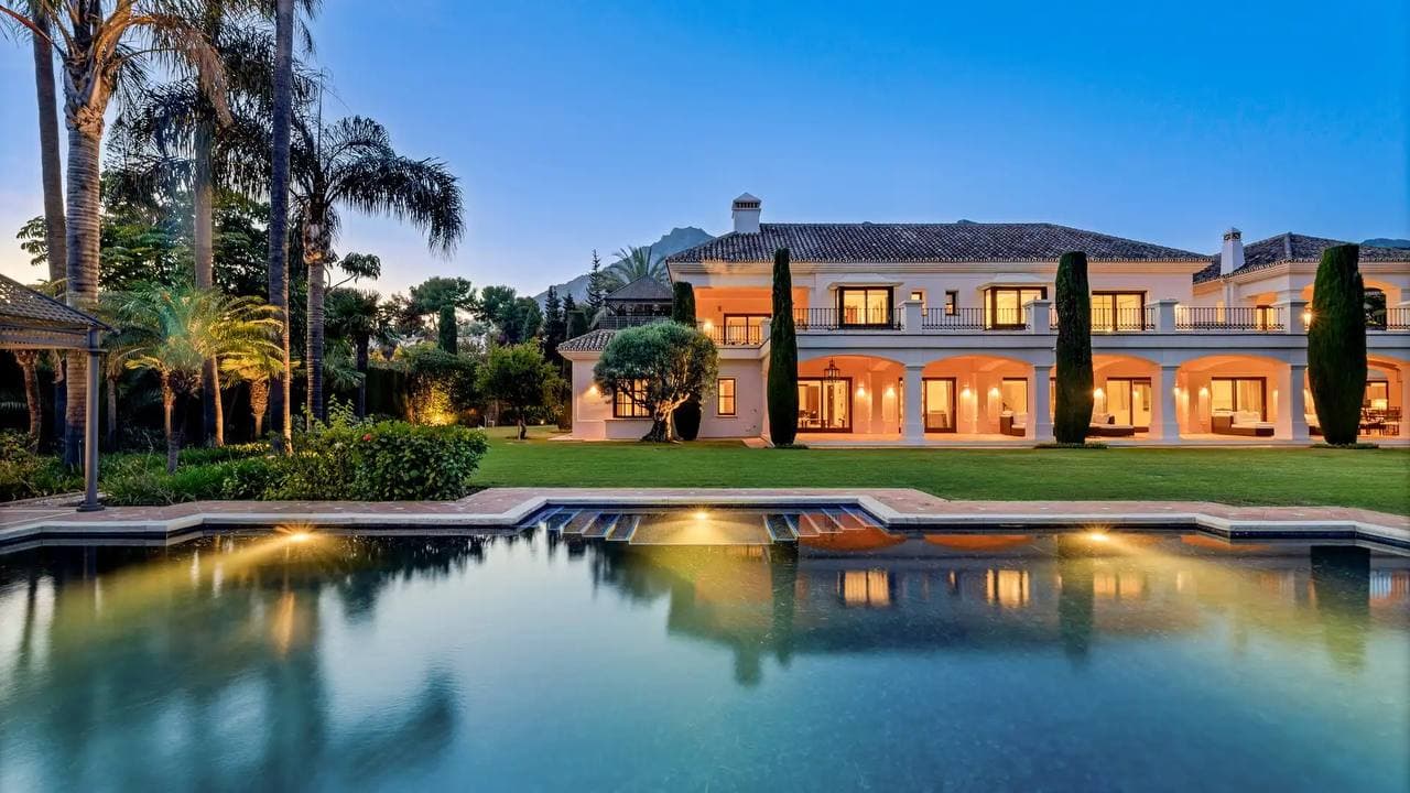 Transforma tu villa en un oasis de lujo hoy