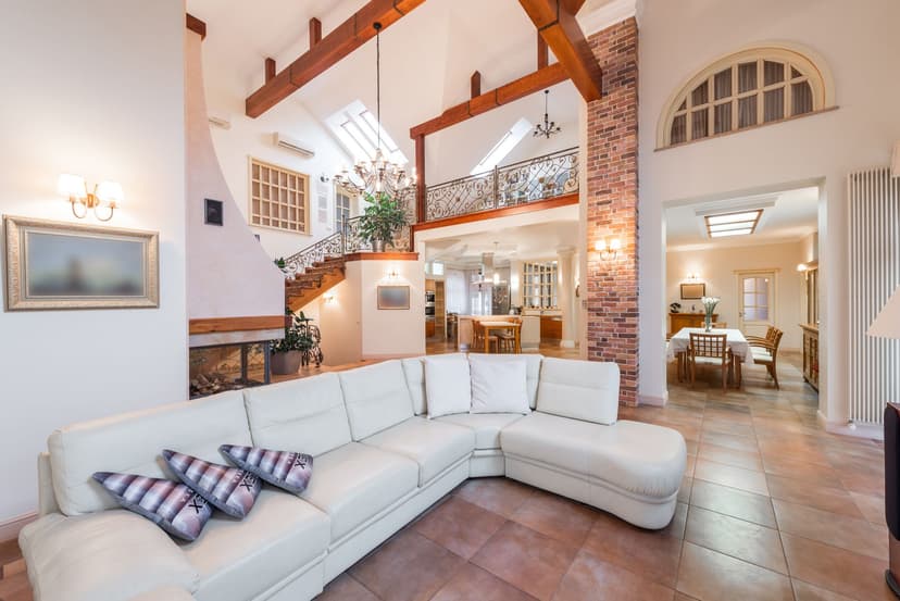 The best luxury areas in Costa del Sol for renovation: a guide to urba