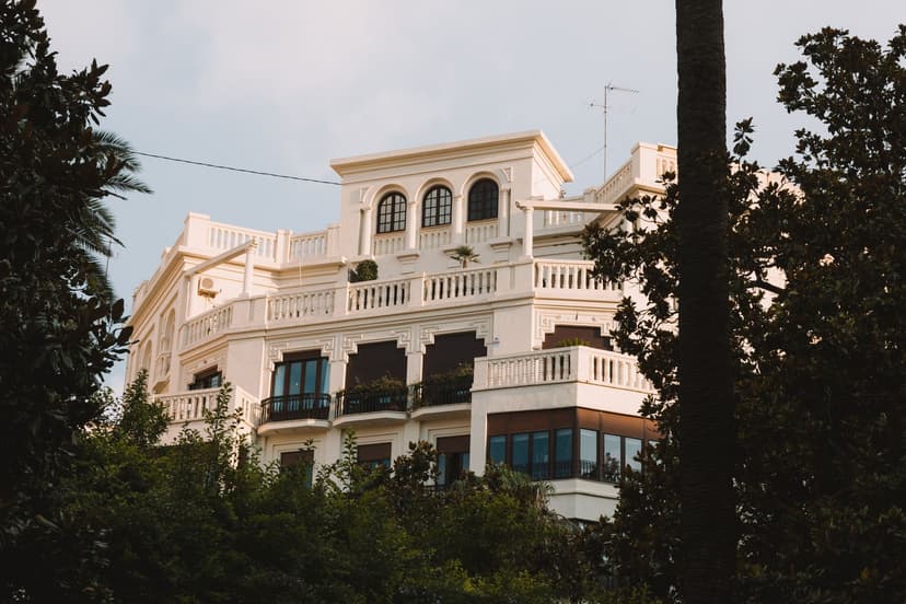 Premium Renovations: Transforming Your Villa into a Luxury Home
