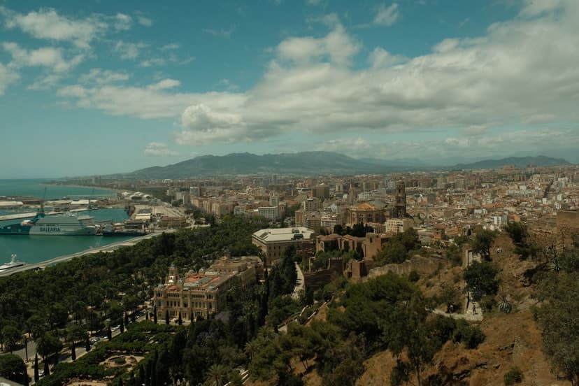 Reformas de lujo en Málaga: Transforma tu hogar con estilo
