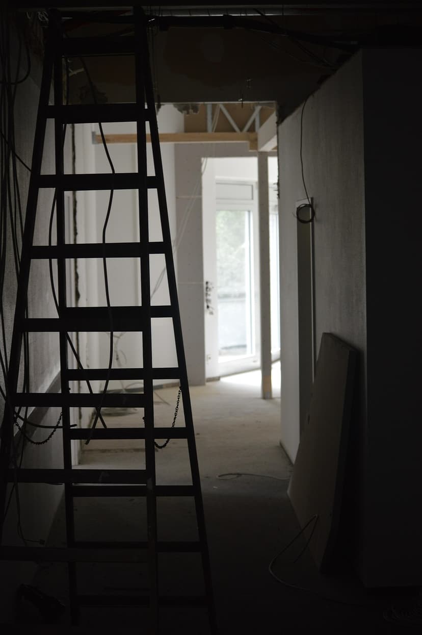 Apartment and penthouse renovation in Fuengirola: how to increase your property's value with a fixed budget and no surpr