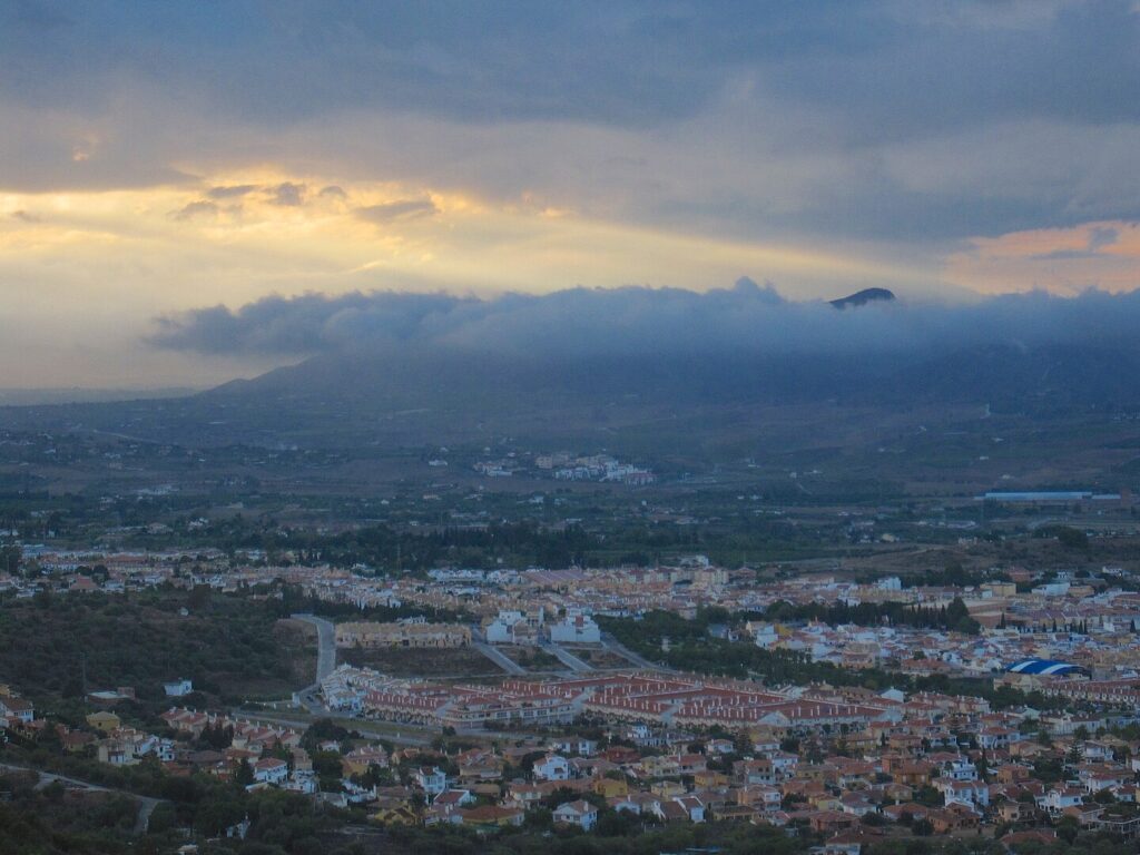 Reformas en Alhaurín de la Torre: cocinas, baños, paneles solares y más. Atención cercana y resultados garantizados. WhatsApp +34 612 286 273.